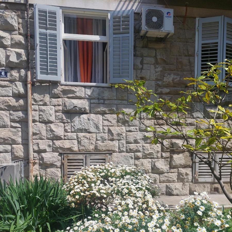 Central Jardin Guest House Split Exterior foto